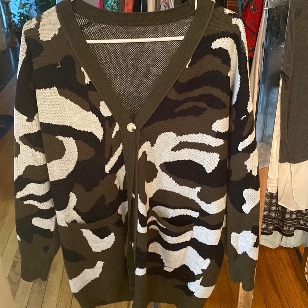 Camo cardigan
